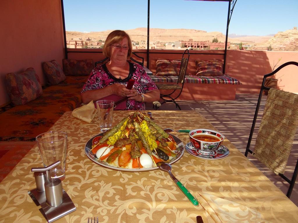 Maison D'Hotes Nouflla Ait Benhaddou Exterior foto